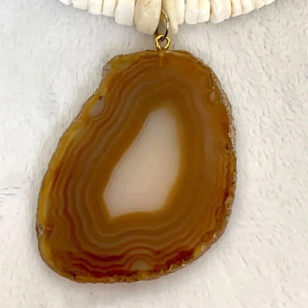 Handcrafted Puka Shell Chocker Agate Necklace Unique One of a Kind Mermaid NEW
